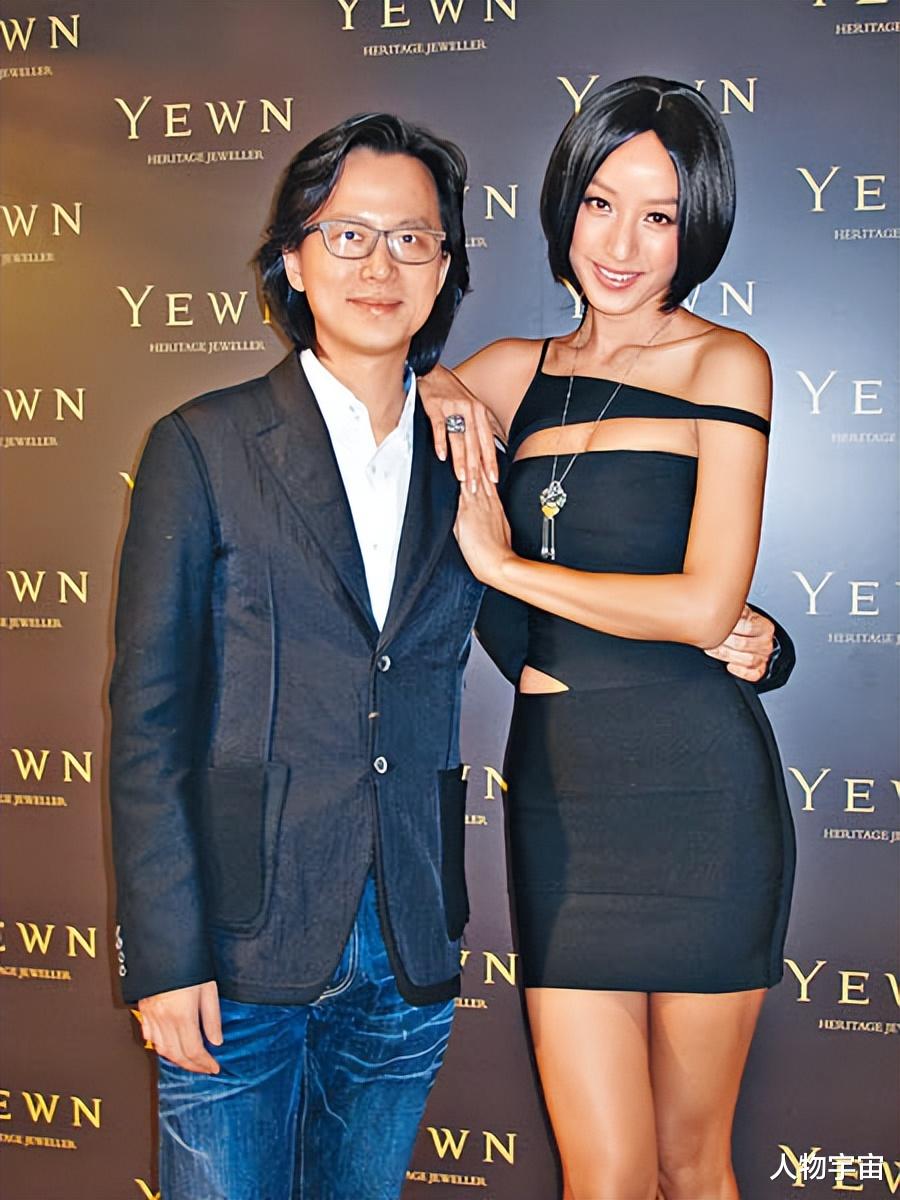 蒋怡爱下厨身材仍fit,与丈夫长跑12载结婚,诞一对子女超受宠爱