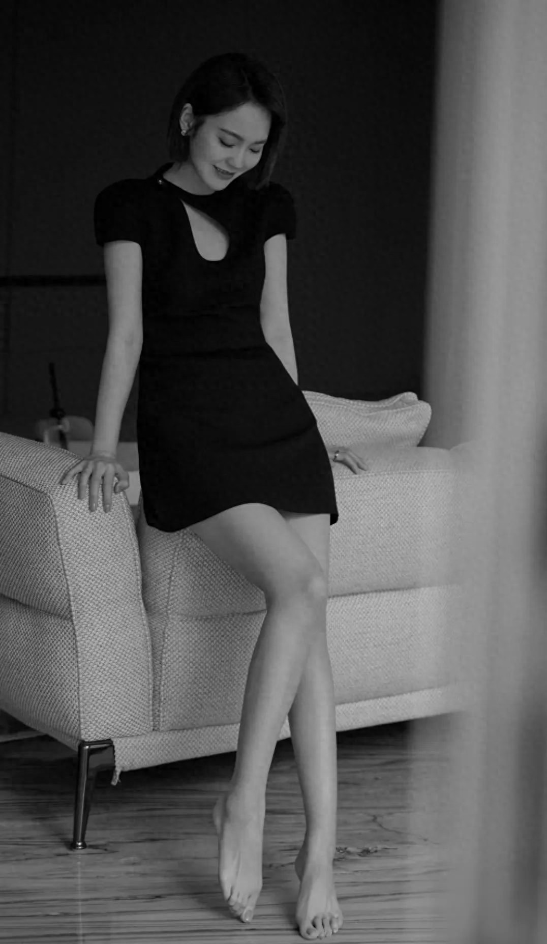 原来张佳宁也有这么辣的写真