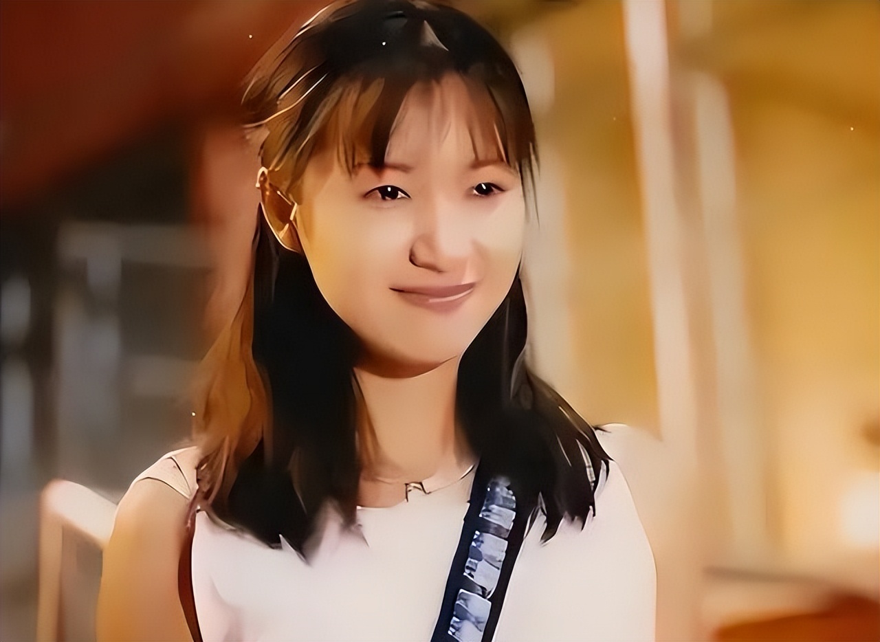 挑衅正妻，睡遍京圈，定居国外7年的“坏种”徐静蕾，成最终赢家