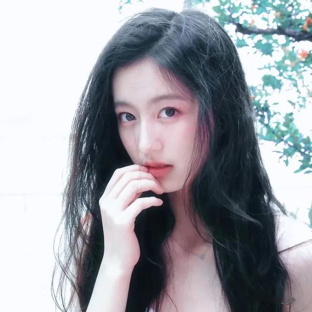 41位00后女星群像，谁是你心中的四大小花？