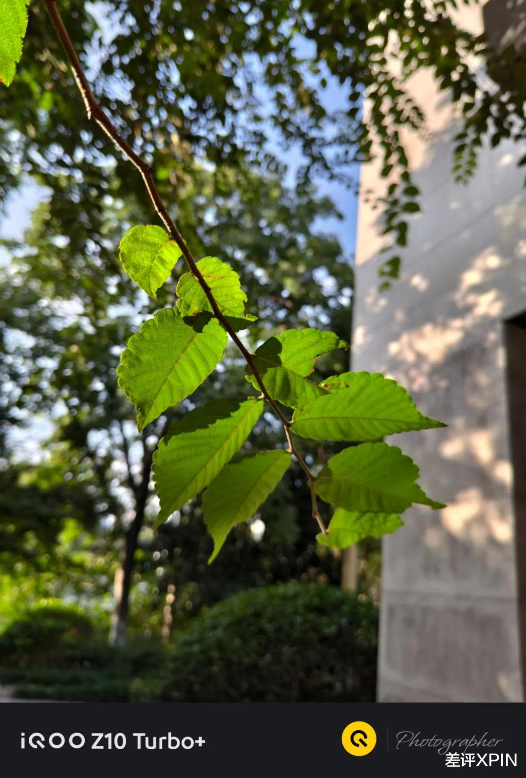 超大电池+旗舰性能=2199？iQOO新机把钱花在了刀刃上