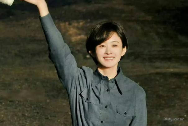 85花转型对打!赵丽颖台词被嘲,刘诗诗成工具人,唐嫣弯道超车