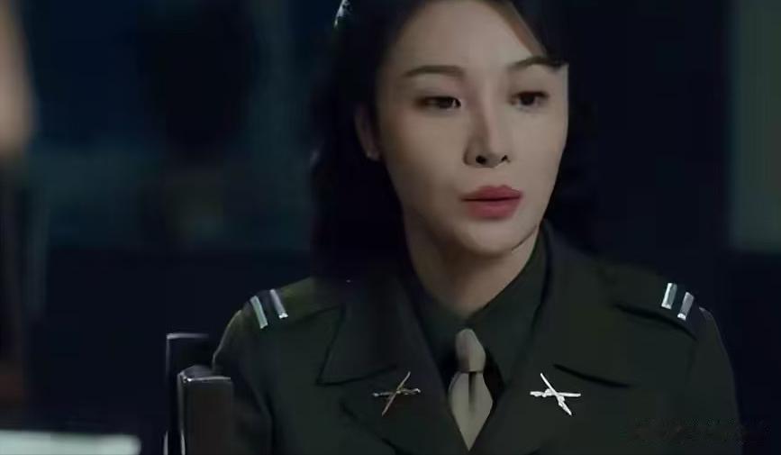 她明明比吴越漂亮，也比曾黎年轻，偏偏于和伟两次都没带动她