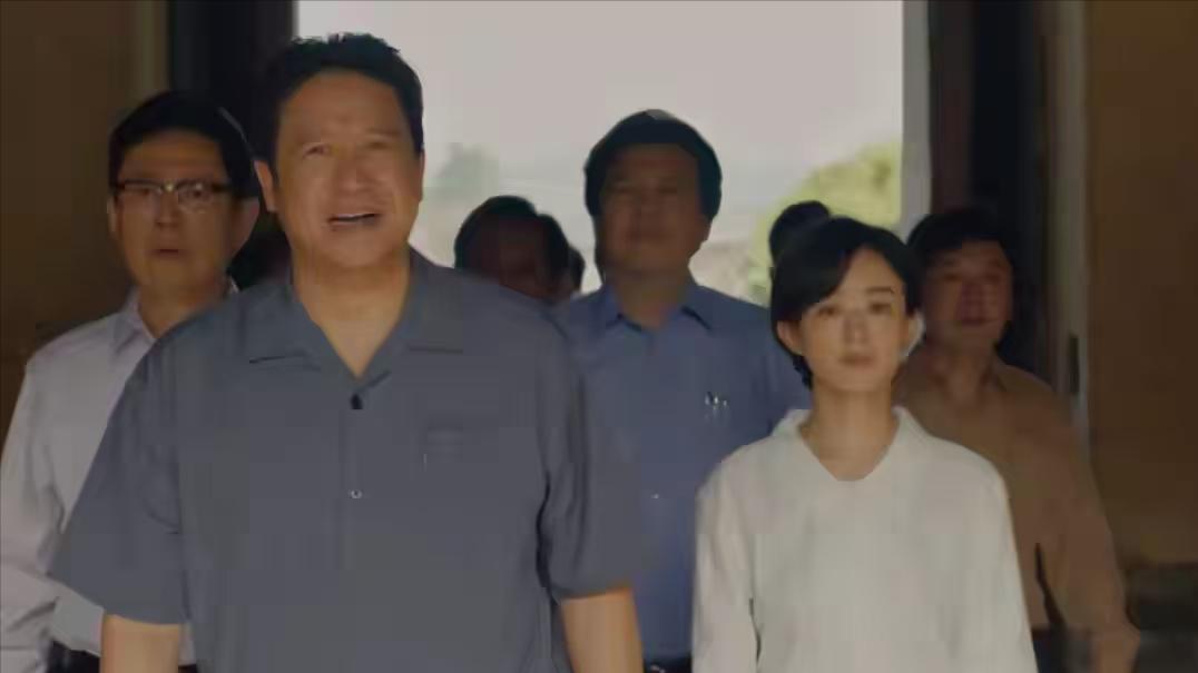 赵丽颖新剧《小城大事》刚播就差评一片，观众的差评理由出奇一致