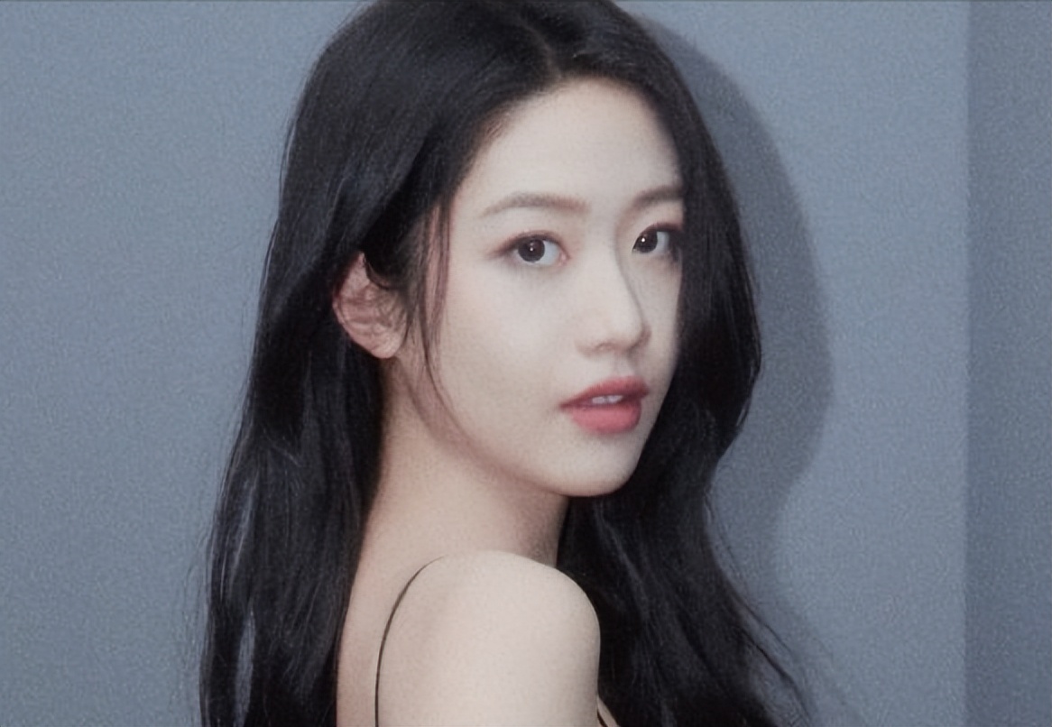 她被称为京圈公主,抽烟炒CP遭痛批,如今搭档41岁朱亚文口碑暴涨