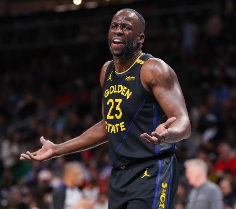 勇士惨败！库里13中4+恶犯，亚历山大28+5三节打卡，格林愤怒不满