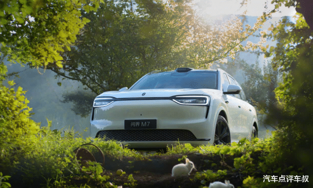 30万级SUV对决,问界M7与理想L7谁更值得入手?