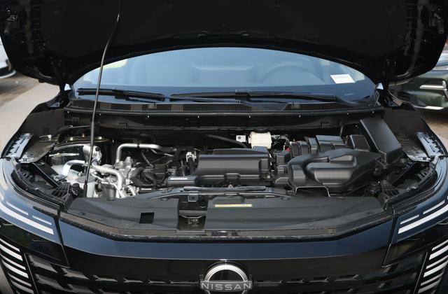 售价12.59万元起，2025改款日产逍客·荣誉上市，塑料方向盘