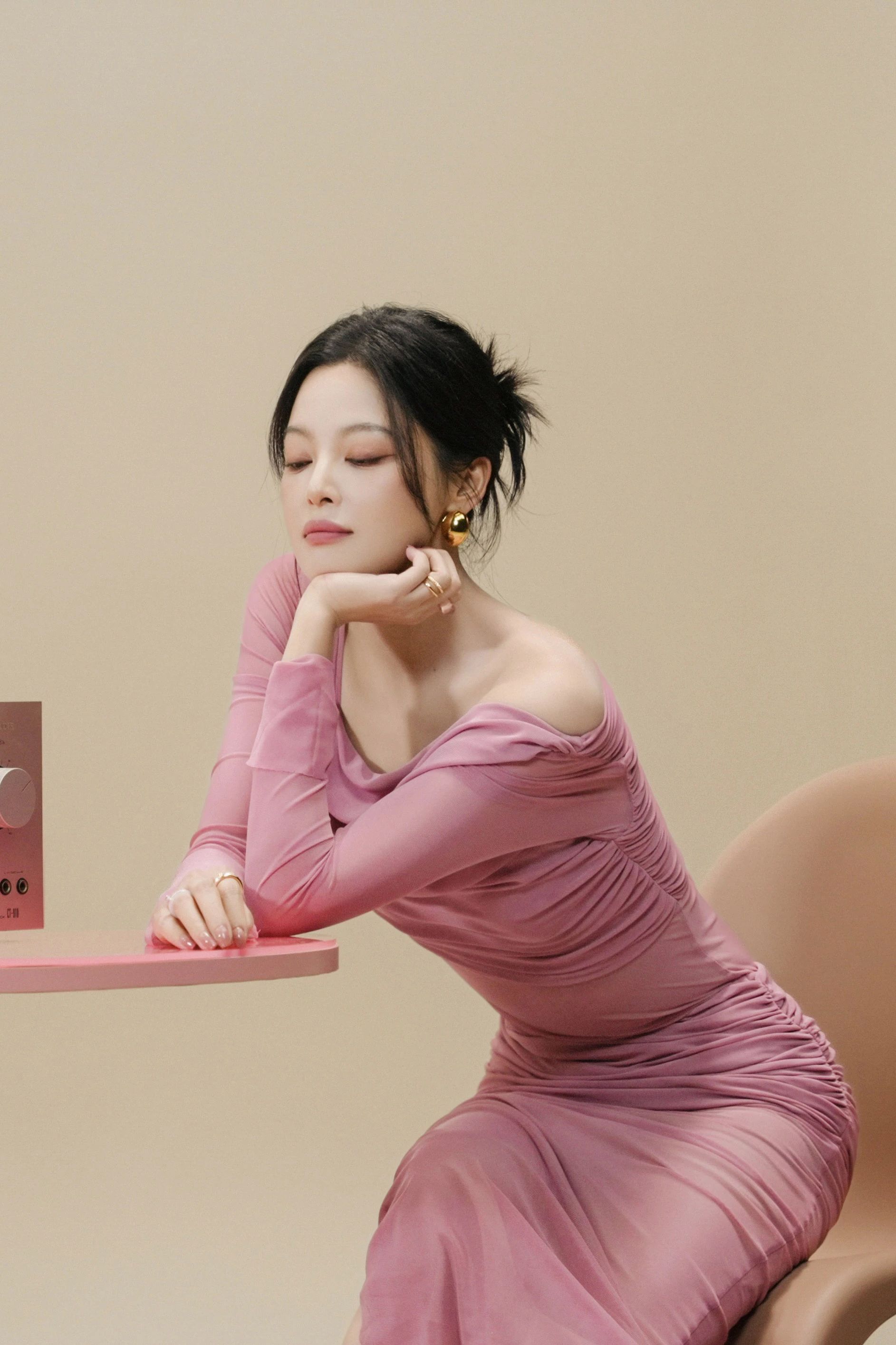 辛芷蕾｜身上没赘肉啊，厉害了姐！