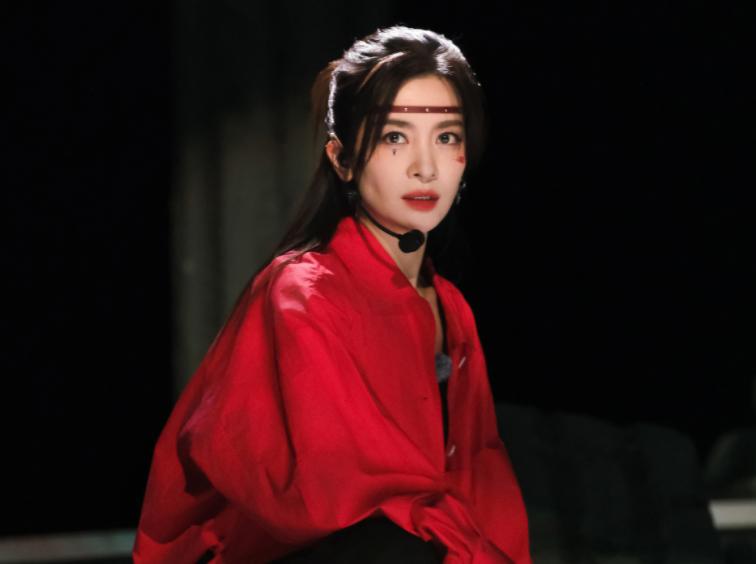 《浪姐6》决赛分组太“微妙”,明面拆三人,实际三人都有舞台