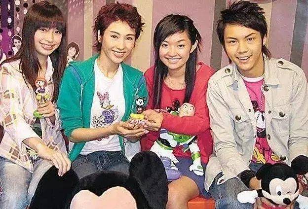 苦命哥陈伟霆：发配内地、黄晓明说不认识被全港嘲、俩前女友互撕