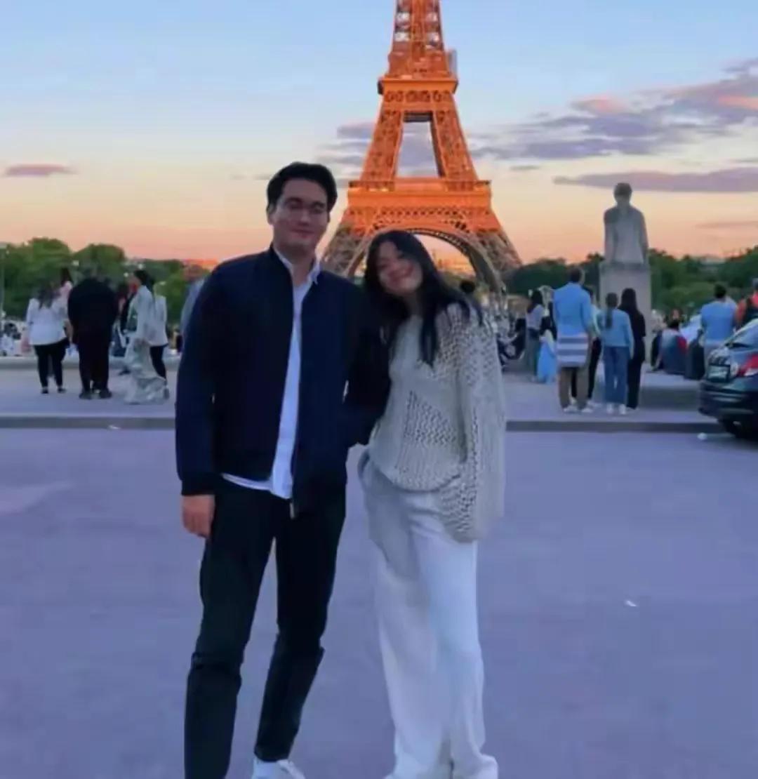 三星太子爷李智昊海军结业!瘦了不少神清气爽,父母为了他罕同框