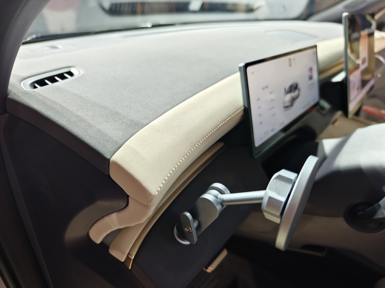 东风日产N6标配20度大电池,10万长续航插混要变天了