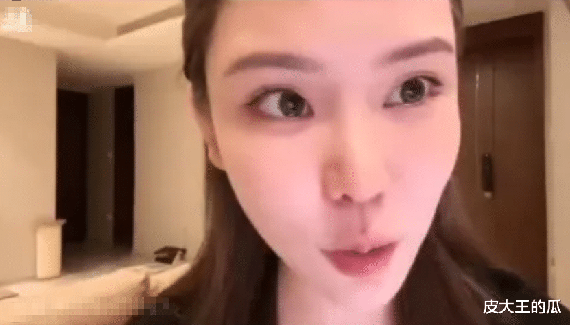 闺蜜被大哥爆料，女主播现场维护直言想退播，网友：每次退我都在