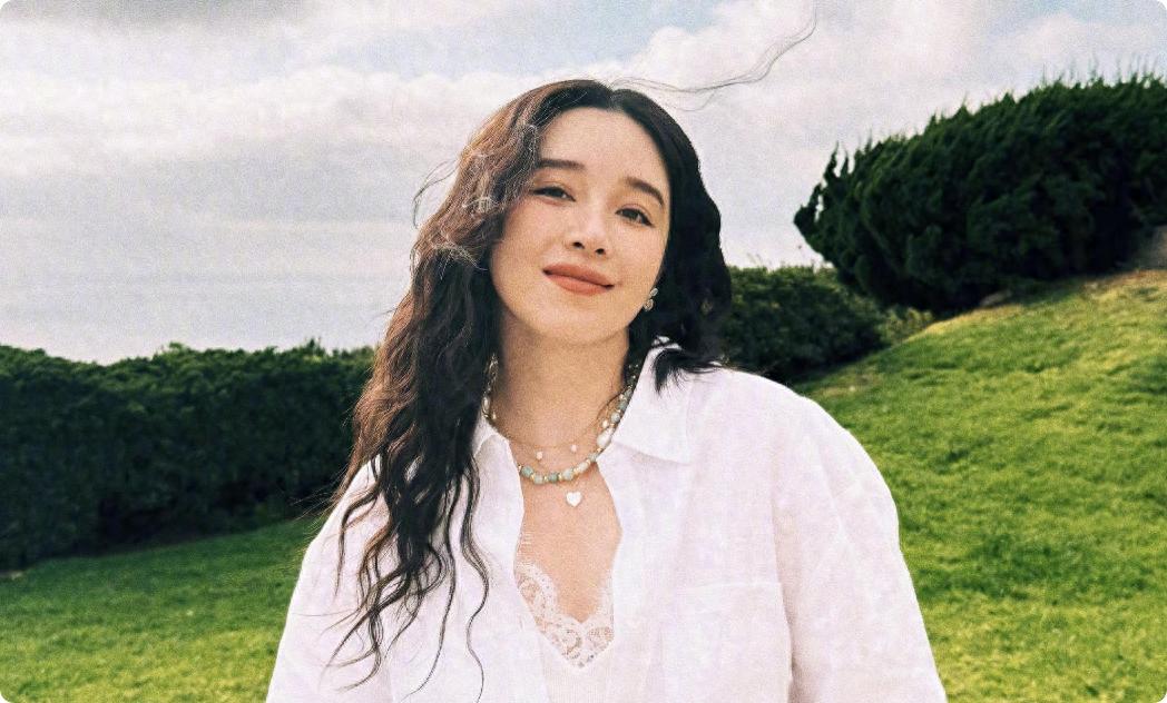 阚清子被曝早产女婴，抢救无效去世，揭开内娱不堪的一面