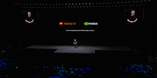 黄仁勋巴黎演讲：欧洲在建20座AI工厂，两年AI基建算力将增长10倍