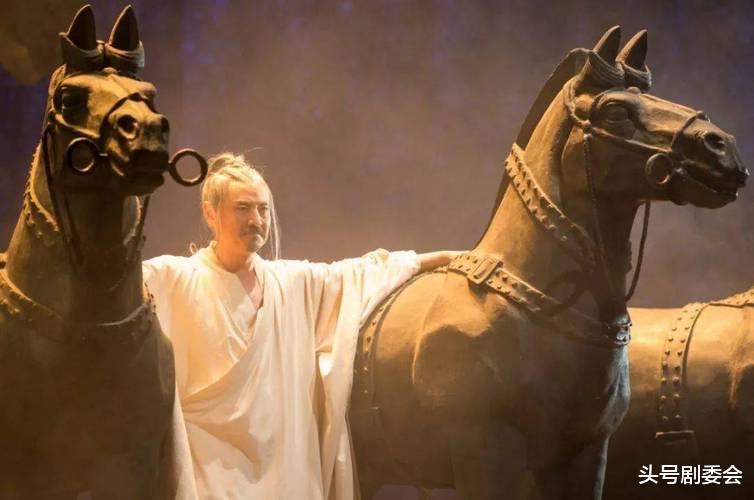 合作雷佳音没火,搭档刘亦菲没红,演完陈佩斯《戏台》,终于红了