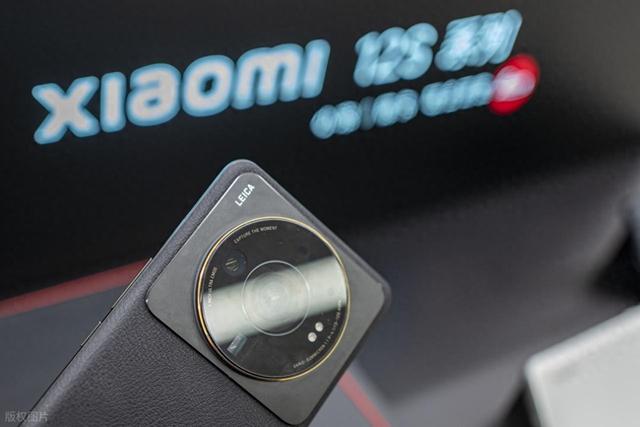 当你为徕卡标多掏2000块时,我笑了:这是消费洞穴囚徒