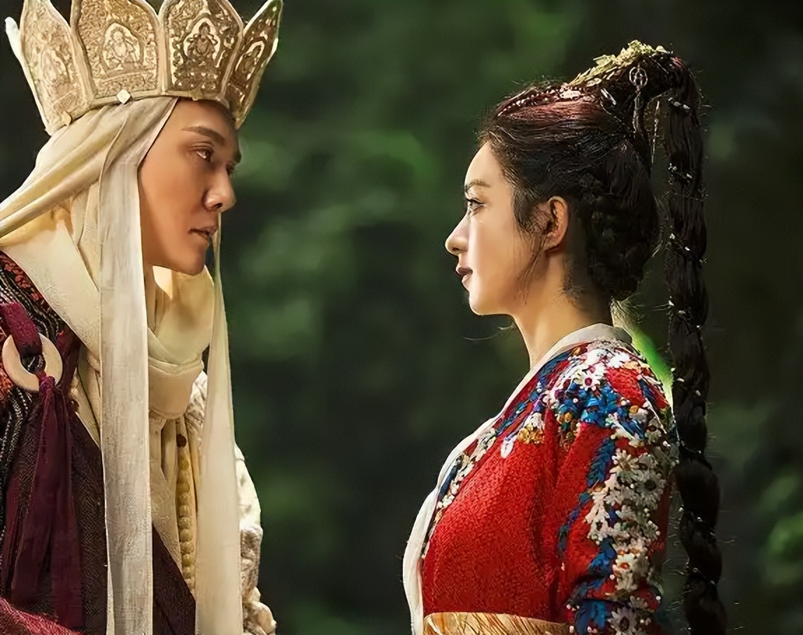 这次,赵丽颖的发难,没给前夫冯绍峰留一点体面,林心如也被牵连