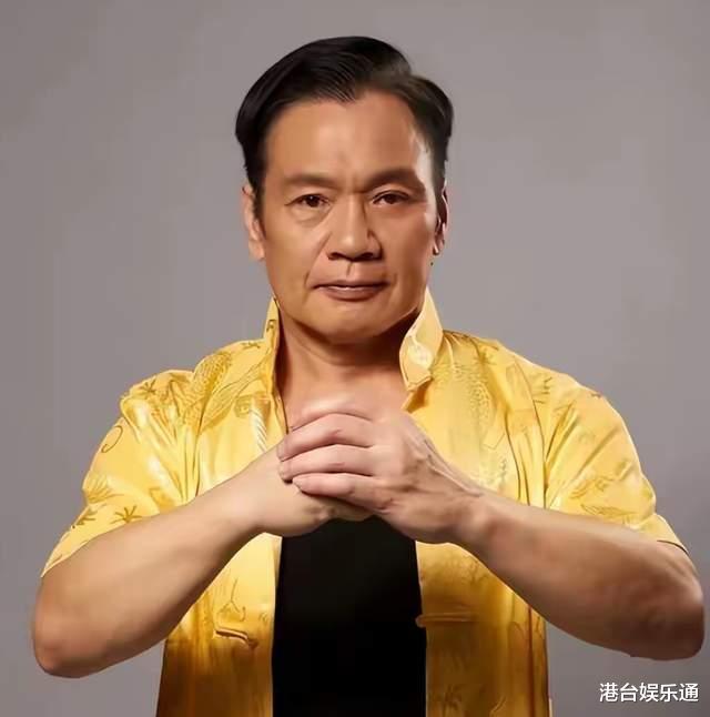 罗莽回应失联：陪女友回四川，手机钱包被偷，心情差没联系人