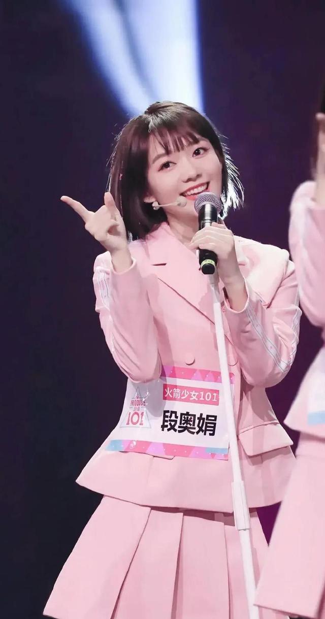 金鸡奖竞争太激烈！杨幂落选女配，大粉暗示受《酱园弄》连累