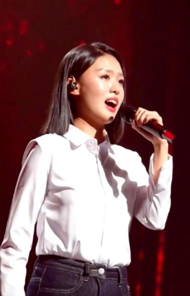 刀郎对徐子尧称呼变了，二字之差释强烈信号，才懂云朵那话含金量