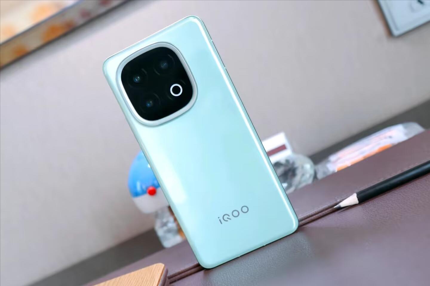 拒绝高价低配?公认“接近完美”的四款旗舰机,价格均已跌至新低