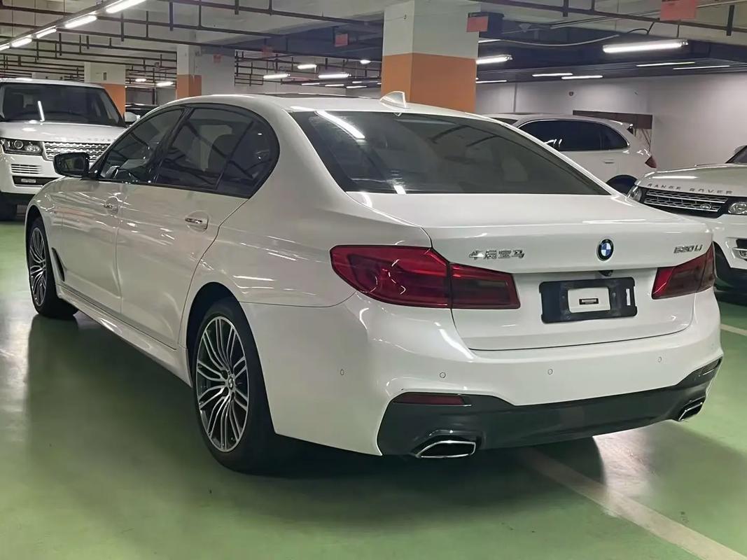 数据揭露BBA,纯电销量跌23.5%,打7折为啥还干不过国产车