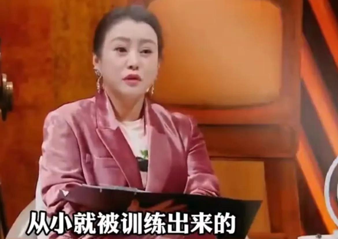 46岁郝蕾瘦了一圈,面相大变!曾经胖得不敢信,如今美到认不出