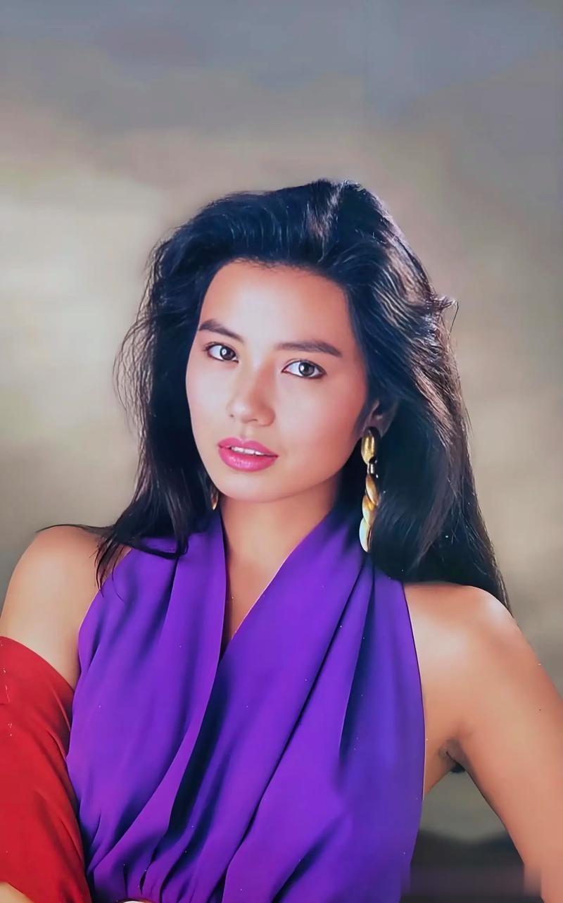 钟楚红,坚持自然美,岁月只是数字