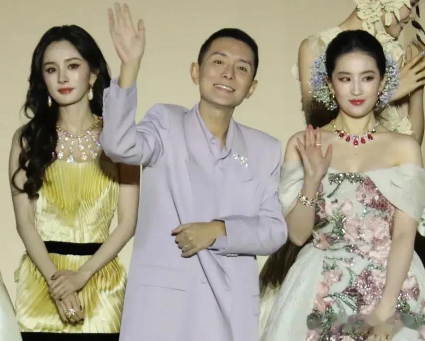 杨幂新剧拿奖,赵丽颖评奖期内颗粒无收,85花top还能争十年