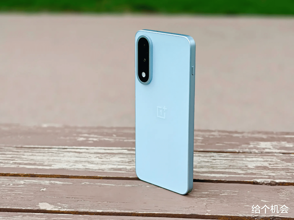 目前“最值得撿漏”的高性能手機，國補后跌至1605元，價格大跳水