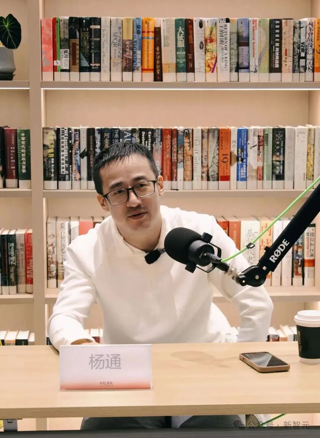 永別了，對OpenAI的盲目崇拜！這才是99.5%普通人真正需要的AI