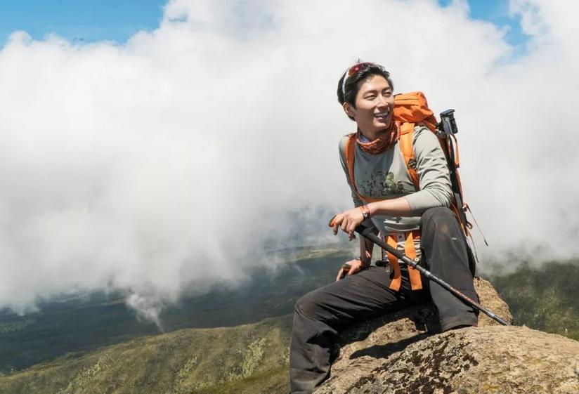 官媒发文，高调官宣37岁窦骁喜讯，网友：恭喜，终于等到这一天