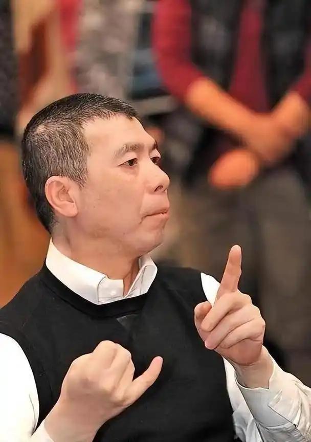 谌容离世才一年,再看嫁给英达28年的梁欢,还真应了冯小刚那番话