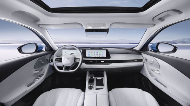 ?这款大A8轿车，续航1400km，仅售8万多，还要啥比亚迪秦PLUS？