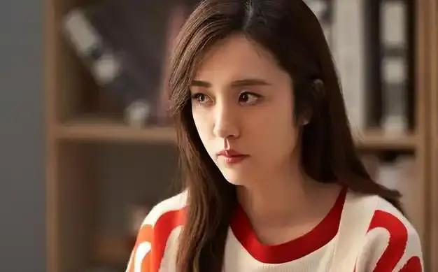 37岁俞灏明高调秀恩爱，与王晓晨互发登记照，两人越来越有夫妻相