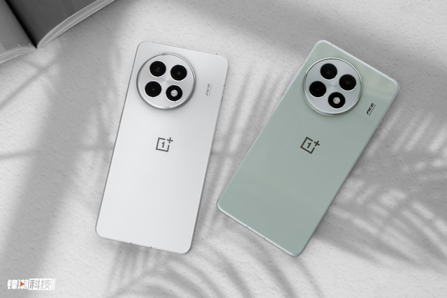 去年买不起的24+1TB顶配，现在价格彻底崩了