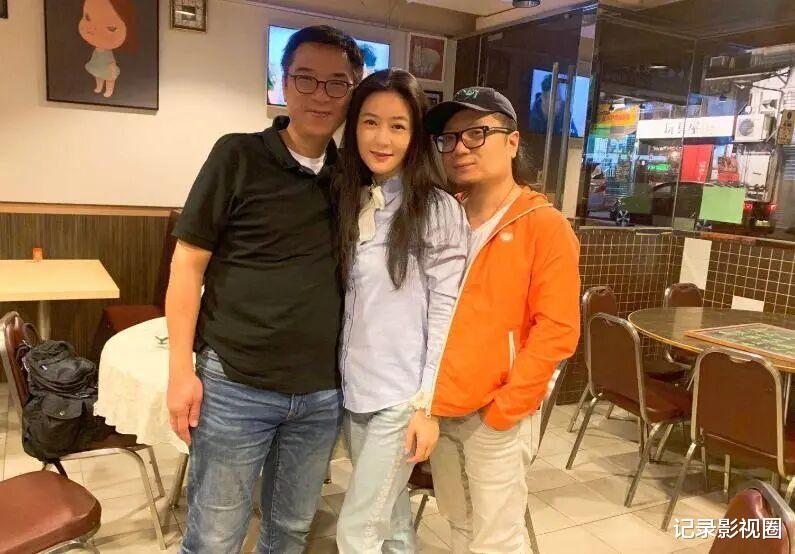 郝蕾田海蓉韩寒刘晓庆秦海璐，程青松豪华朋友圈曝光，个个都不简单