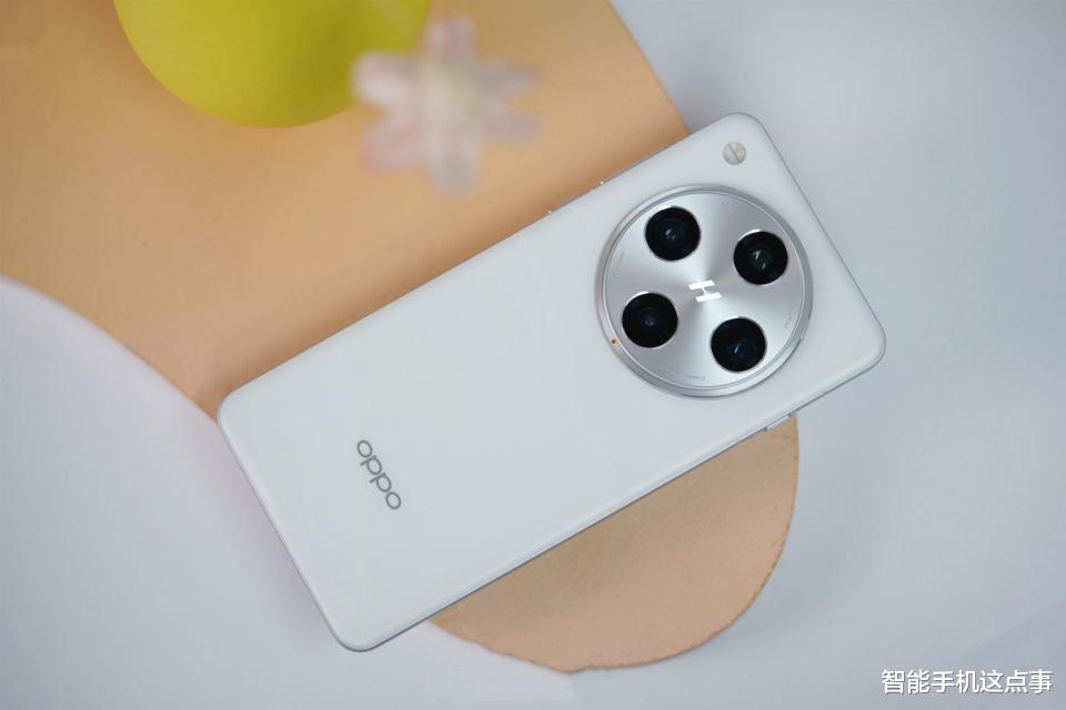 OPPO Find X9工程机曝光:新Deco+直屏设计,硬件规格也悬念不大