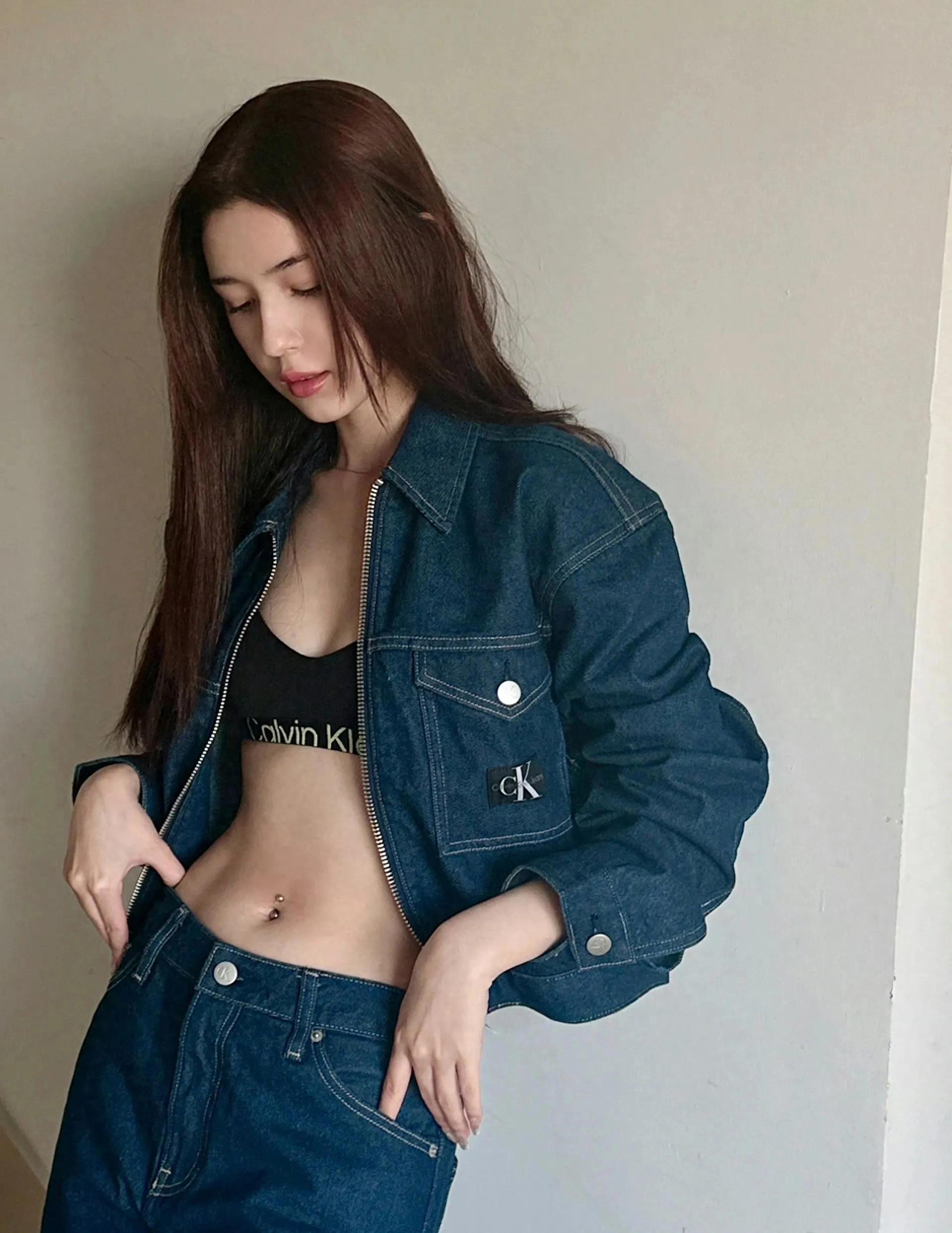 哈妮克孜写真美图，小蛮腰绝了