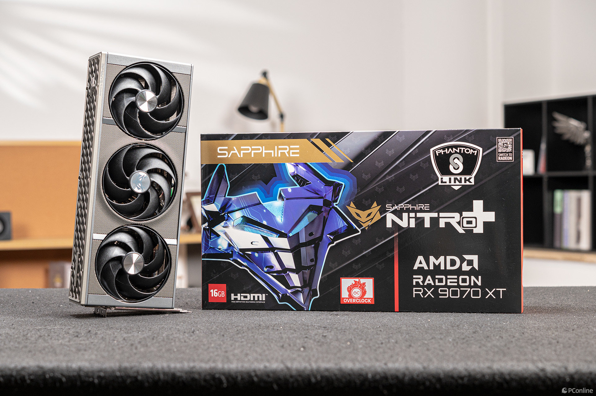 唯一 AMD背插套裝！藍寶石氮動雙旗艦美學圖賞