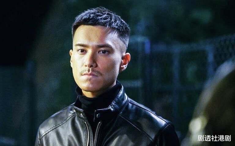 TVB知名女星恋情断正,和男友看演唱会被拍,一直不肯公开认爱