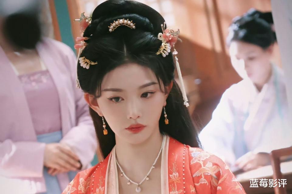 今晚开播!又一40集古装大剧来袭,演员阵容不错,想不火都难!