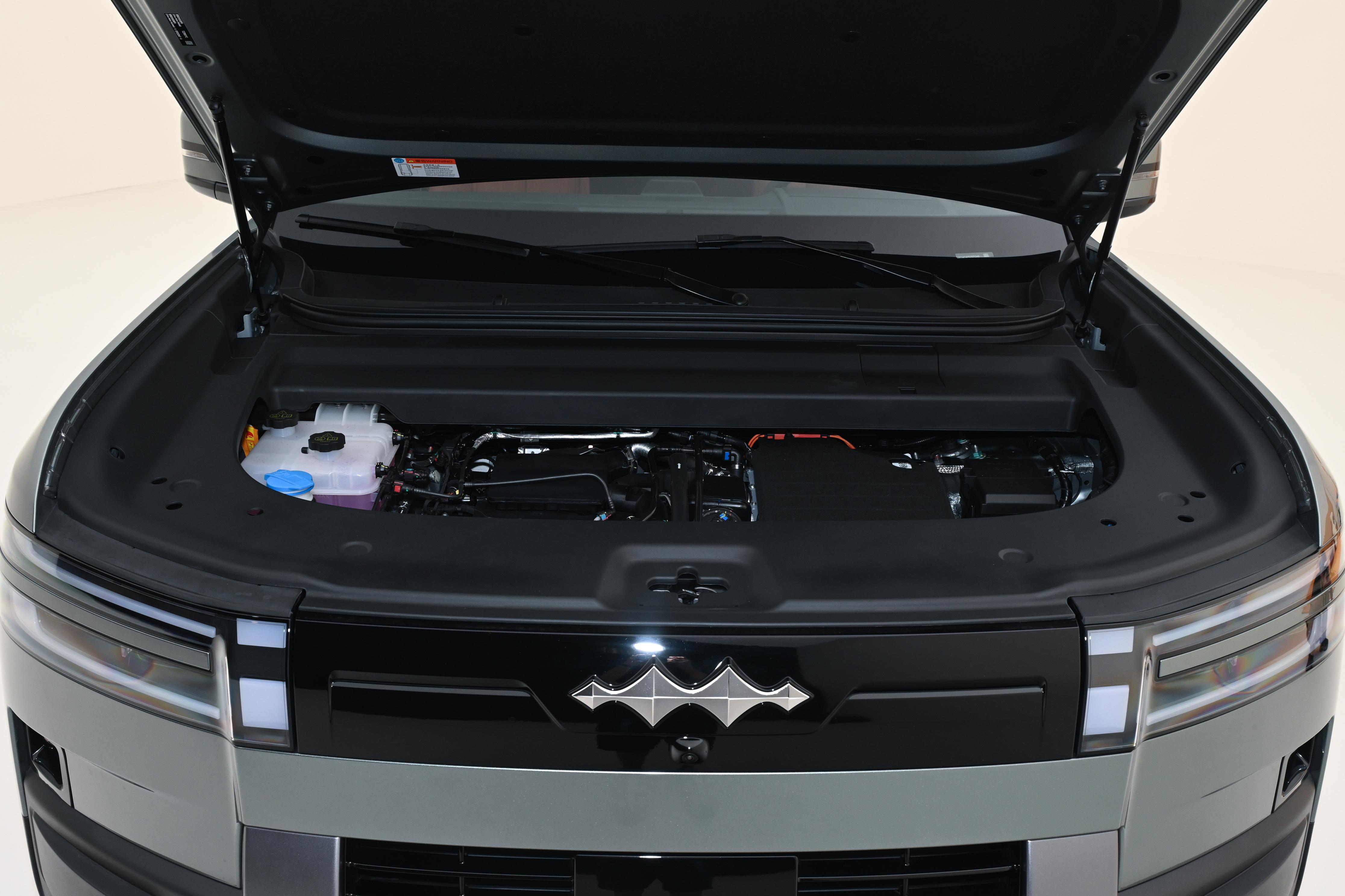 可城可野,全能SUV!17.98万起,方程豹钛7实力如何?