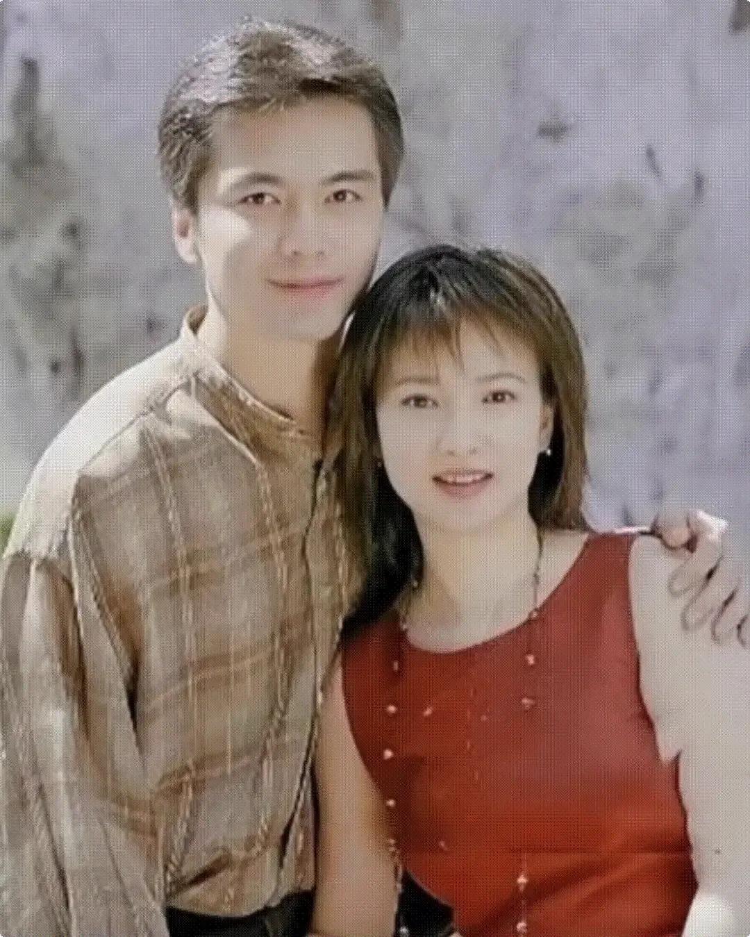 好友相继悼念拼凑出，何晴最后时光：暴瘦、拮据、退休工龄成遗憾