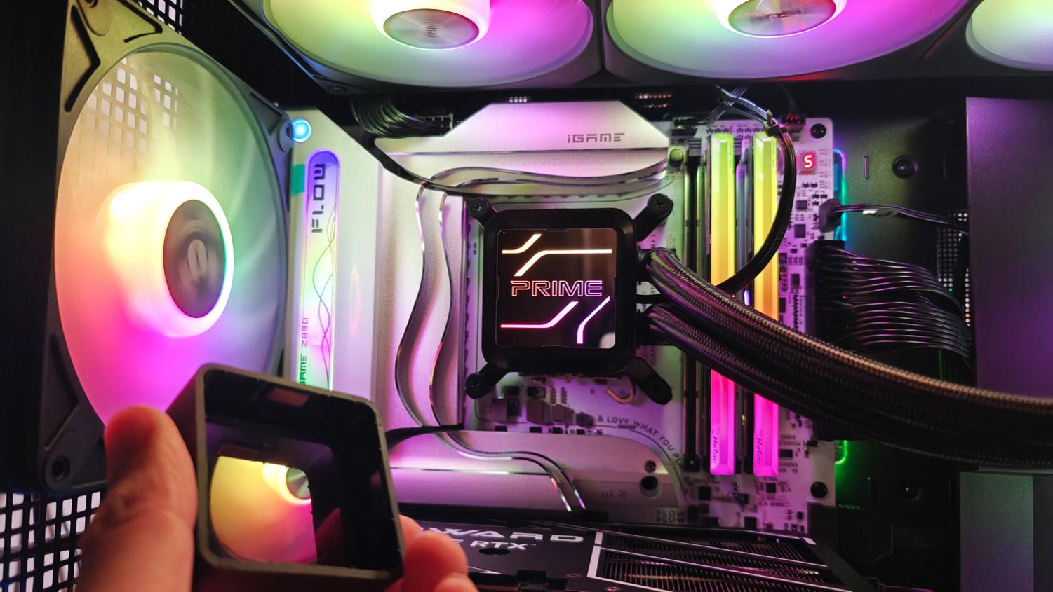 硬核电竞风：用华硕TUF机箱打造RTX5060 Ti满血战斗堡垒