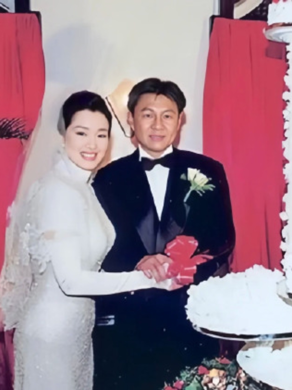 巩俐张艺谋分手真相曝光,向太是真敢说,完全不给张艺谋一丝体面