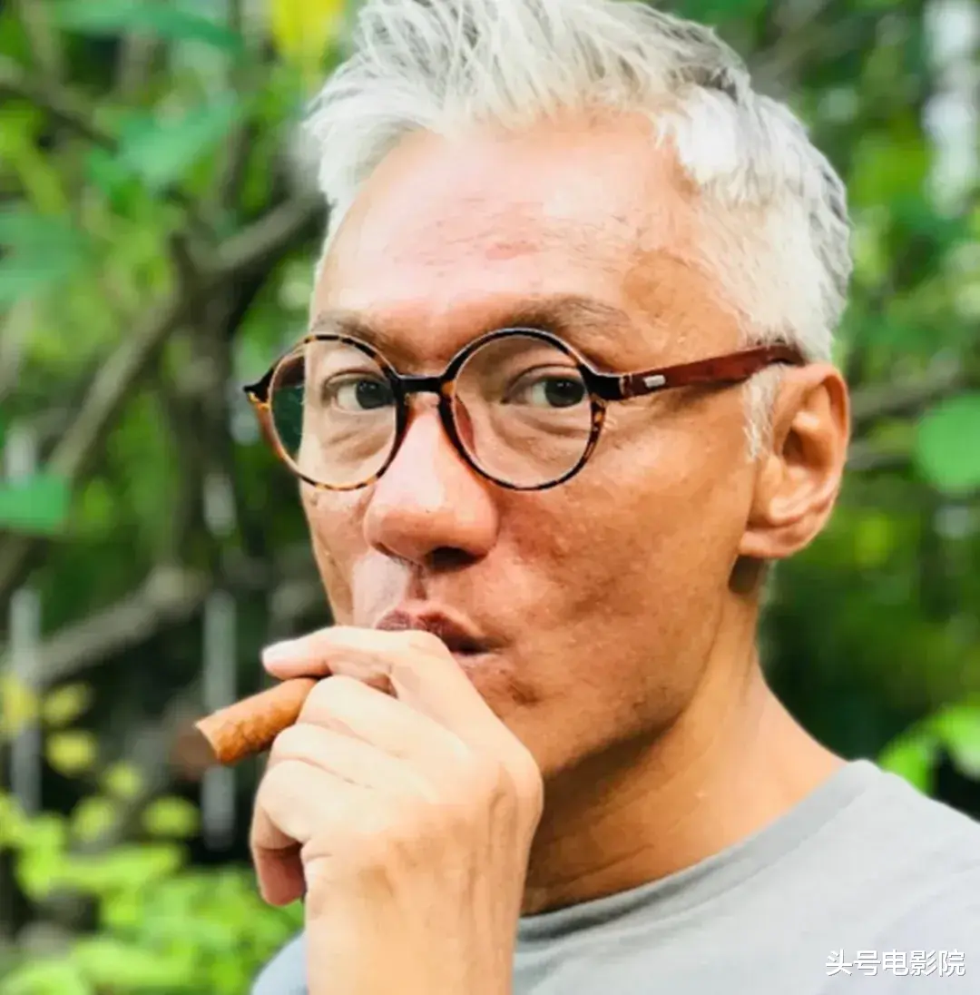 长得像刘德华的男星，62岁景区打工！曾拒绝古天乐，已向现实低头