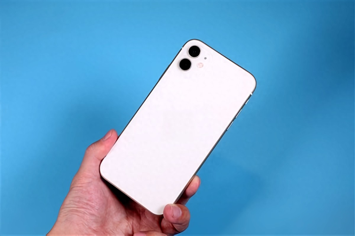 當安卓沖刺高端時，蘋果為何用iPhone 17反向“降維打擊”？